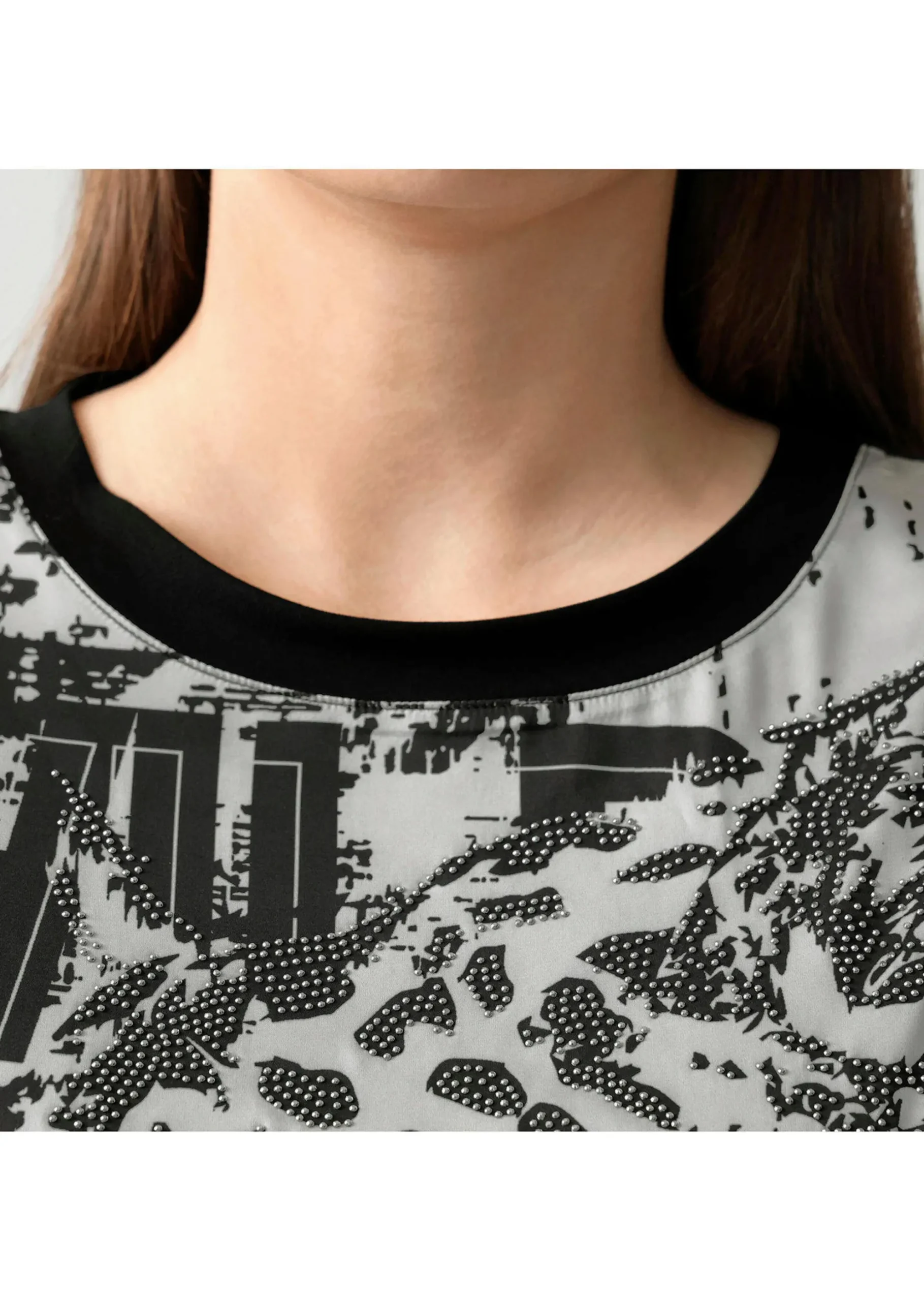Shirt mit platziertem Druck