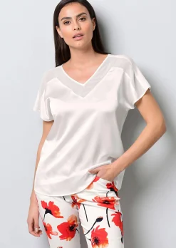 Shirt mit Spitzen am Ausschnitt