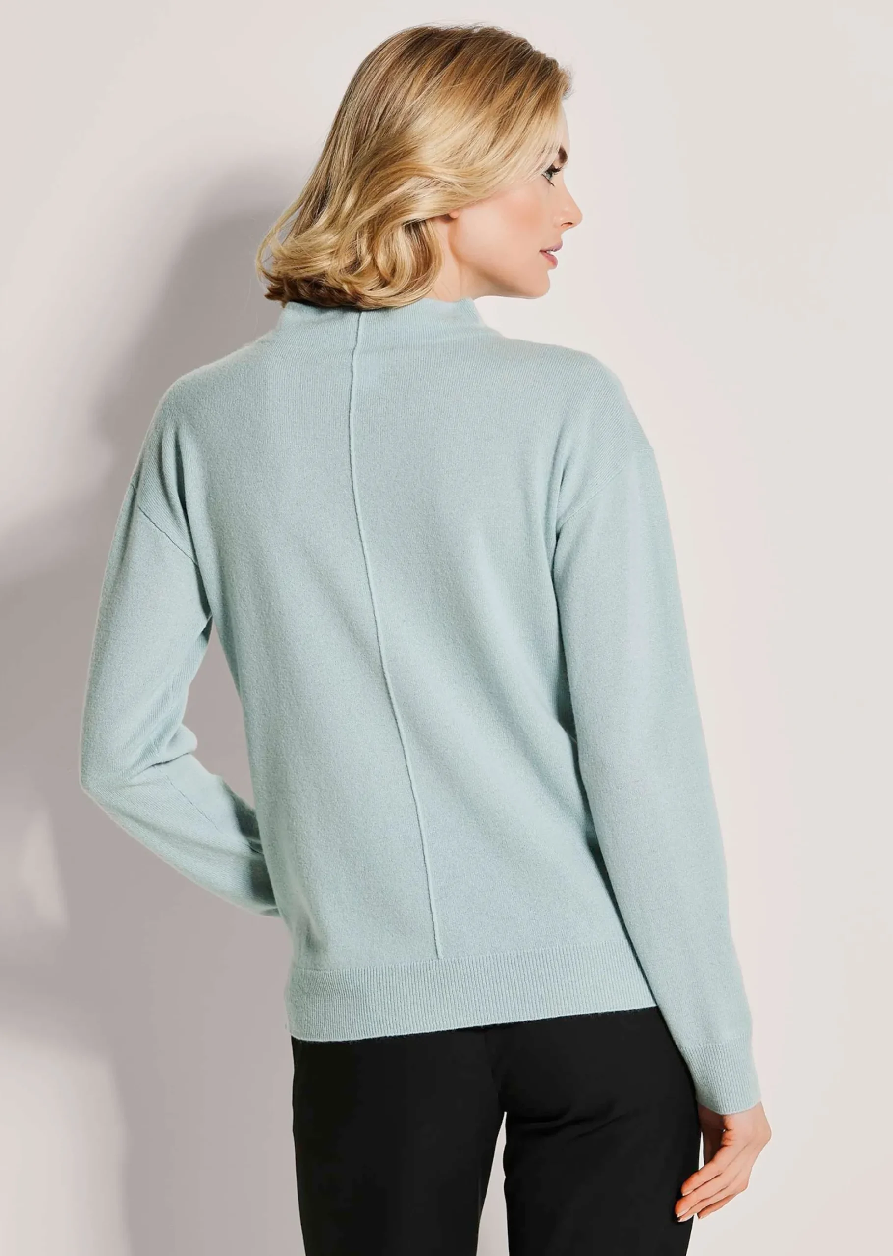 Stehkragen-Pullover aus nachhaltigem Kaschmir