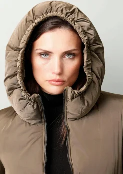 Steppjacke mit abnehmbarer Bauchtasche