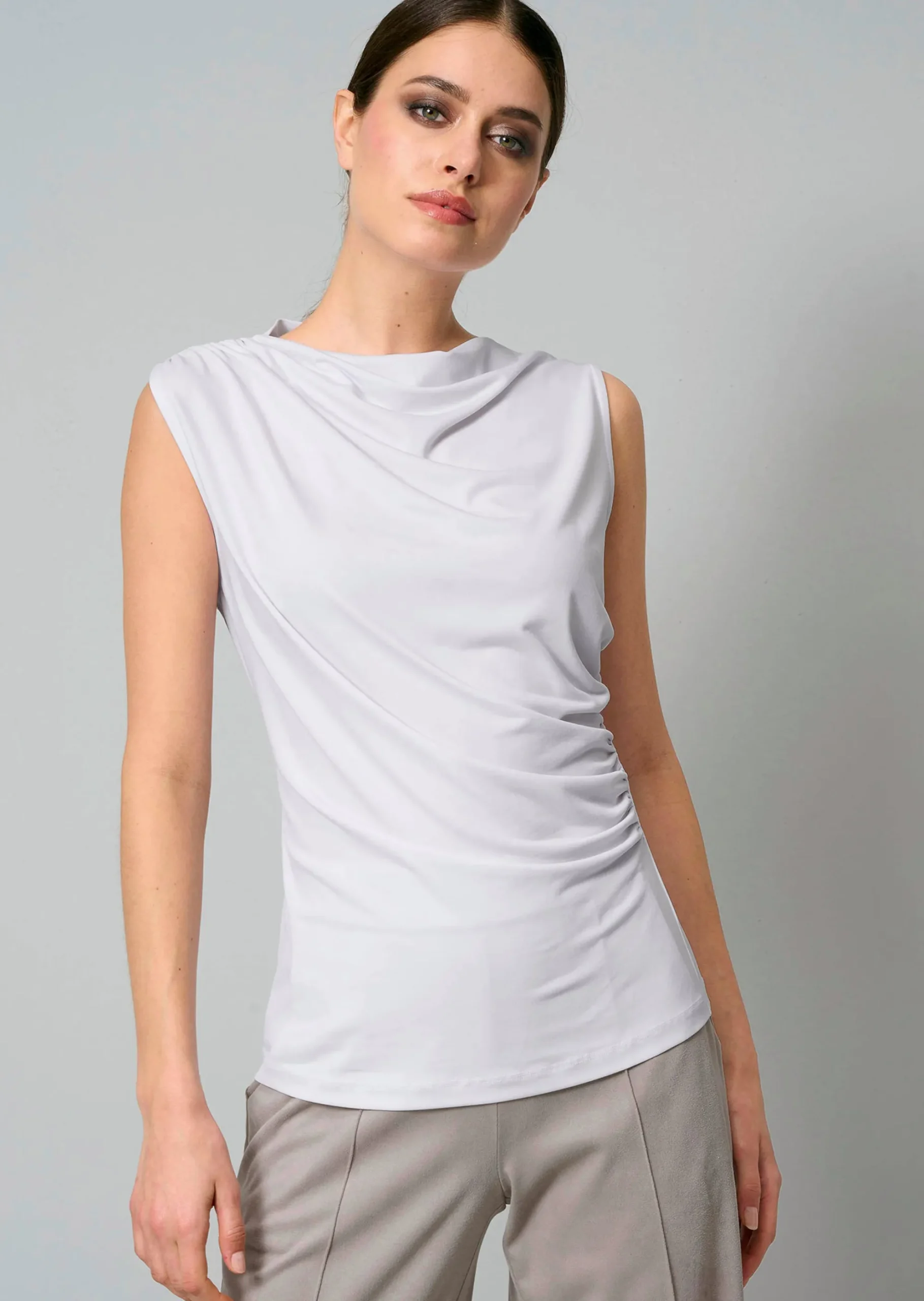 Top mit Stehkragen