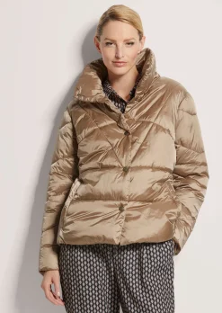Wattierte Steppjacke mit Stehkragen