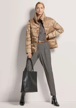Wattierte Steppjacke mit Stehkragen