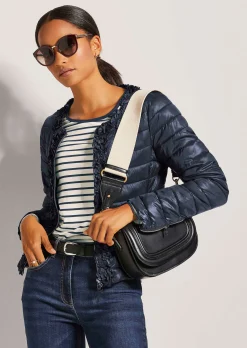 Wattierte Steppjacke mit Blüten-Dekoration