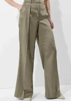 Weite Hose im Marlene-Stil